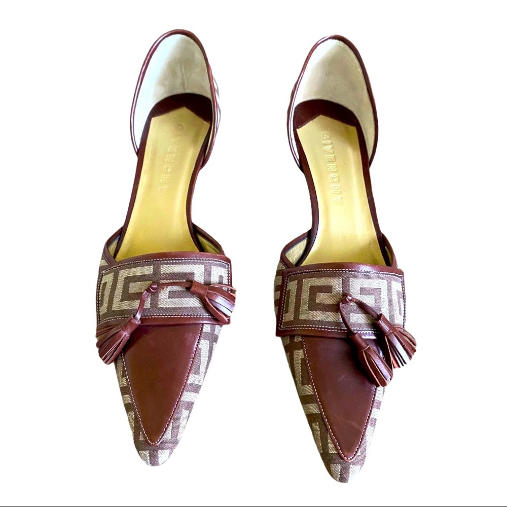 Givenchy Signature Kitten Heels Pumps
